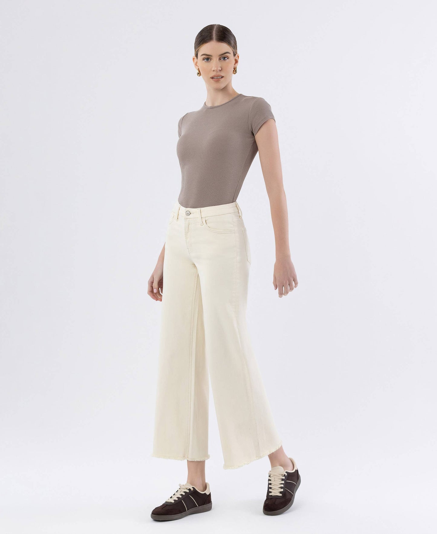 Quieter Wide Leg Jean