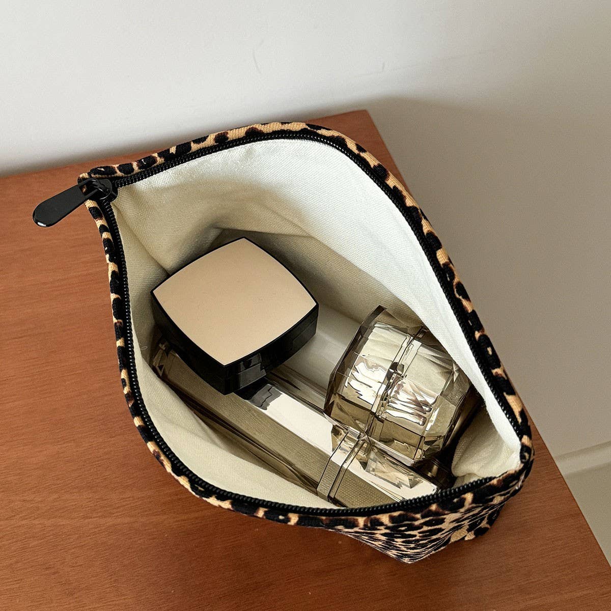 Leopard Pouch