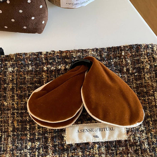 Velvet Shell Hair Claw