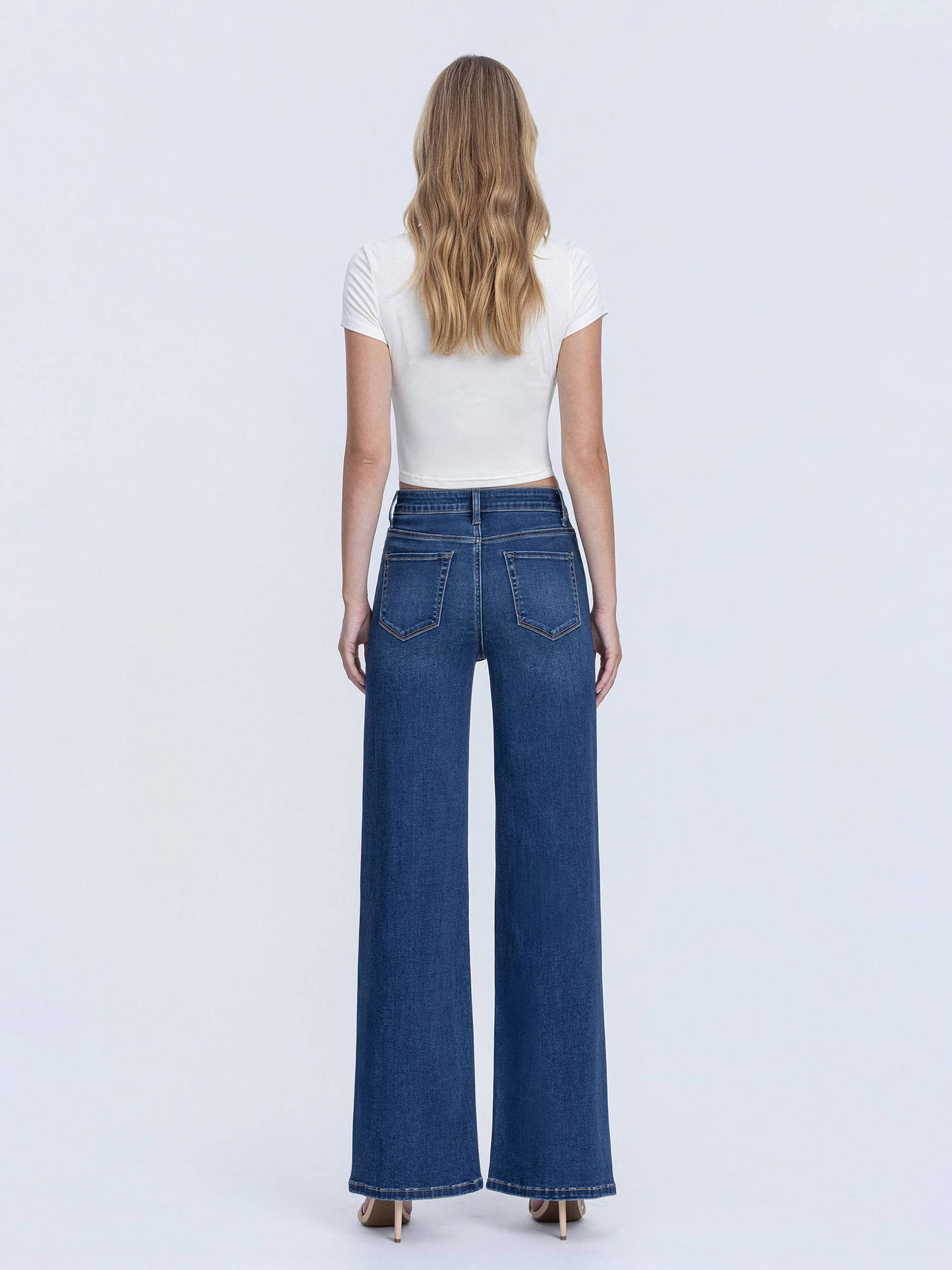 HR Soft Wide Leg Jeans