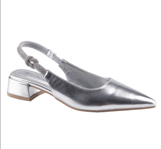 Cassie Heel