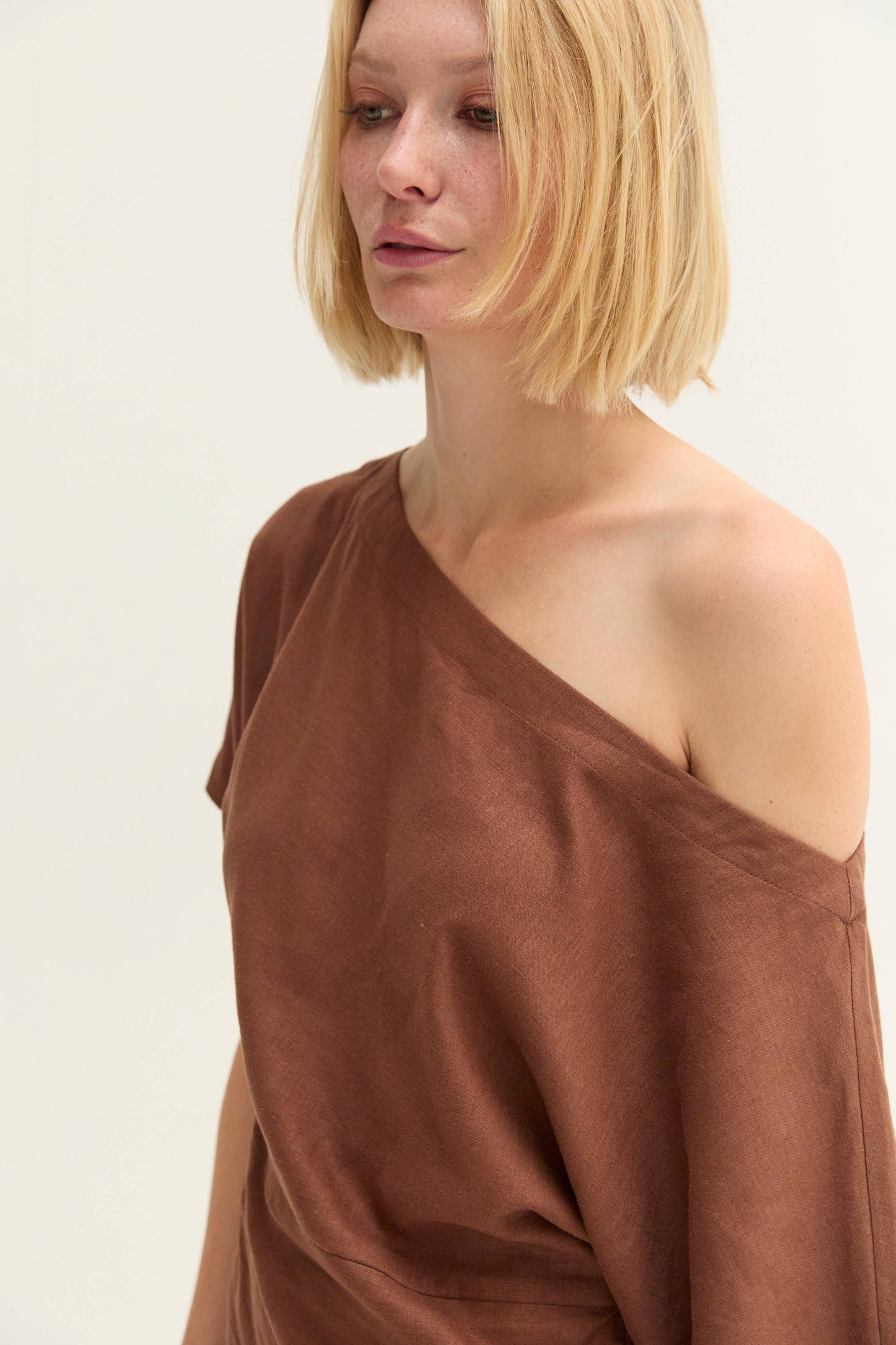 Elena Linen One Shoulder Top